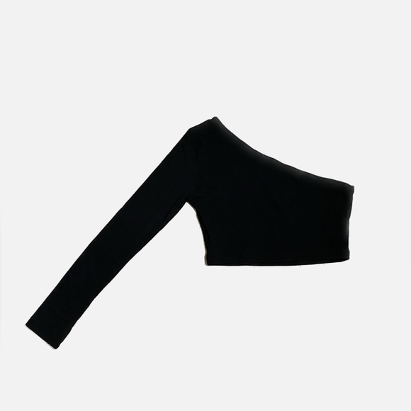 SHEIN | One-shoulder top - Picture 2 of 3